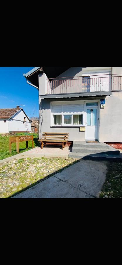 Zvecaj * Dakovo